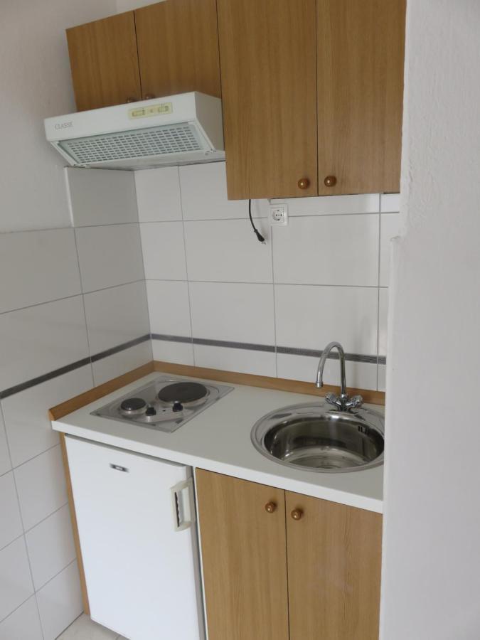 Apartmani Mm Starigrad Paklenica Extérieur photo