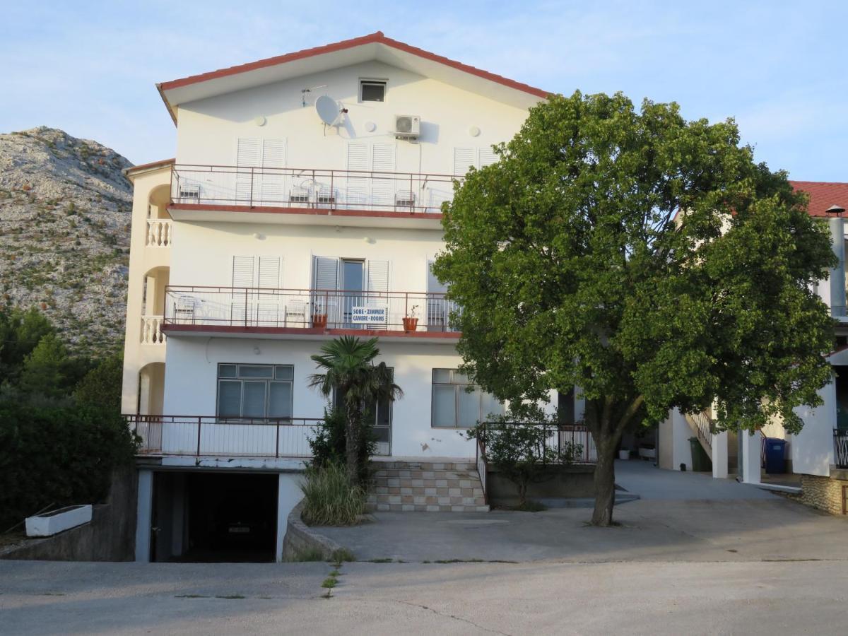 Apartmani Mm Starigrad Paklenica Extérieur photo